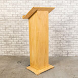 Ludic partyrentals - Spreekstoel Hout