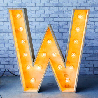 Ludic partyrentals - LichtLetters W hout huren