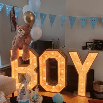 Ludic partyrentals - LichtLetters BOY hout huren