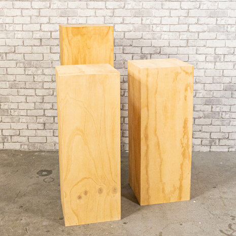 Ludic Partyrentals - houten zuilenset 3 stuks 80 en 100 cm 